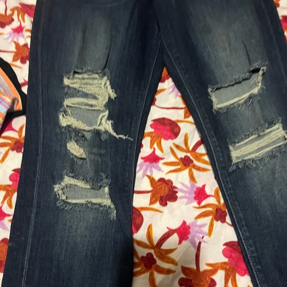 Express Jeans - Picture 2 of 8